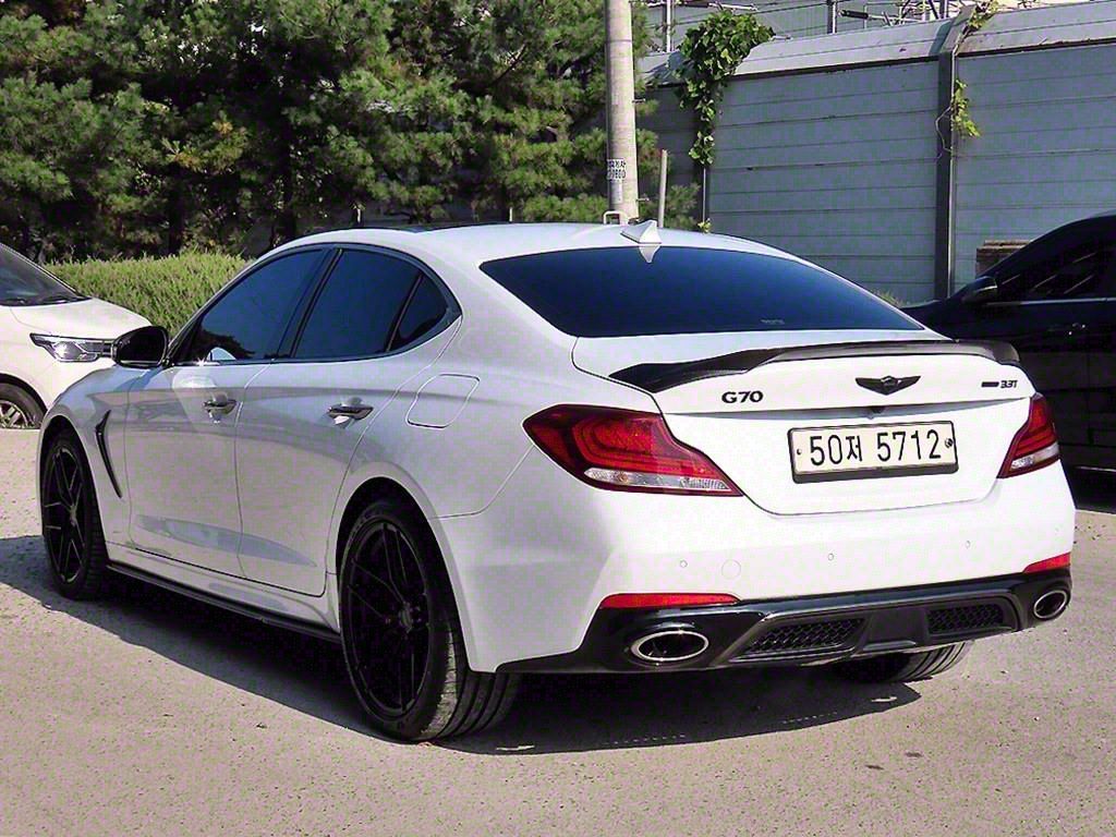 GENESIS G70 2017