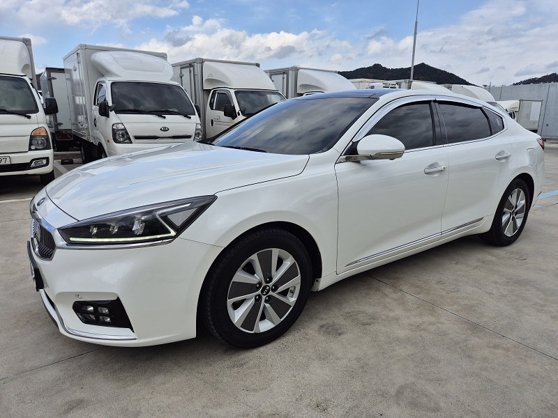 KIA K7 HYBRID