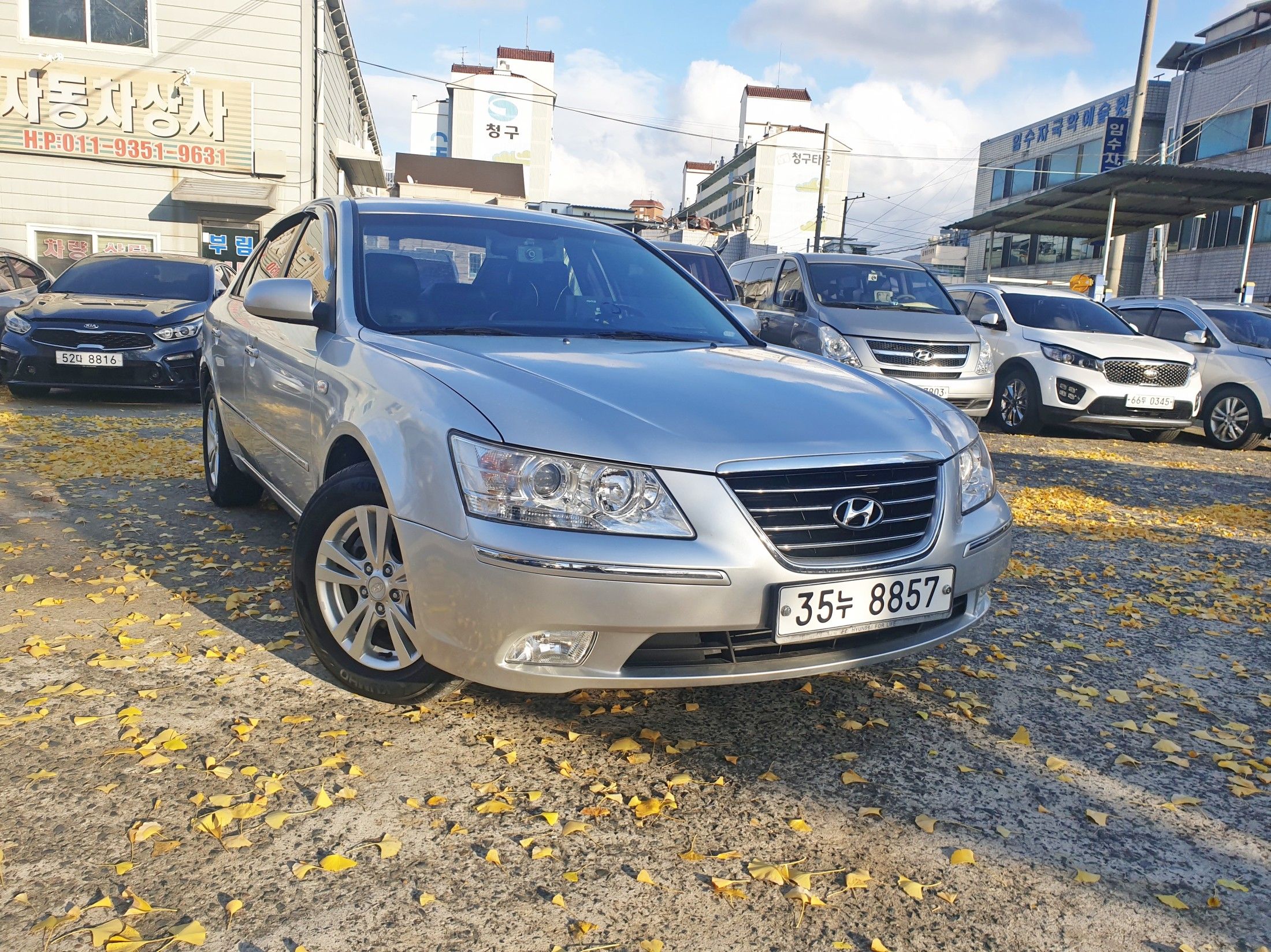 HYUNDAI NF SONATA TRANSFORM