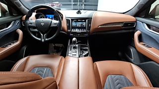 MASERATI LEVANTE 2018