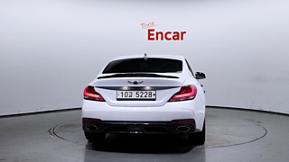 GENESIS G70 2018