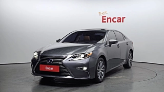 LEXUS ES300H JTHBW1GG6J2172375 Supreme 2018