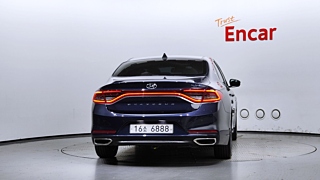 HYUNDAI GRANDEUR IG HYBRID 2018