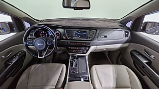 KIA CARNIVAL 2017
