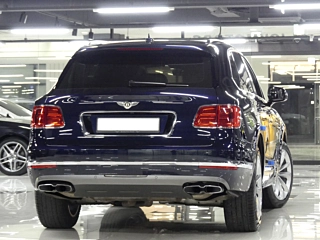 BENTLEY BENTAYGA 2020
