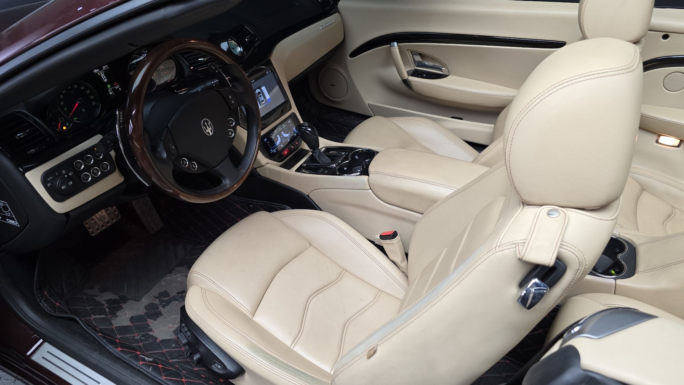 MASERATI GRAN CABRIO 2014