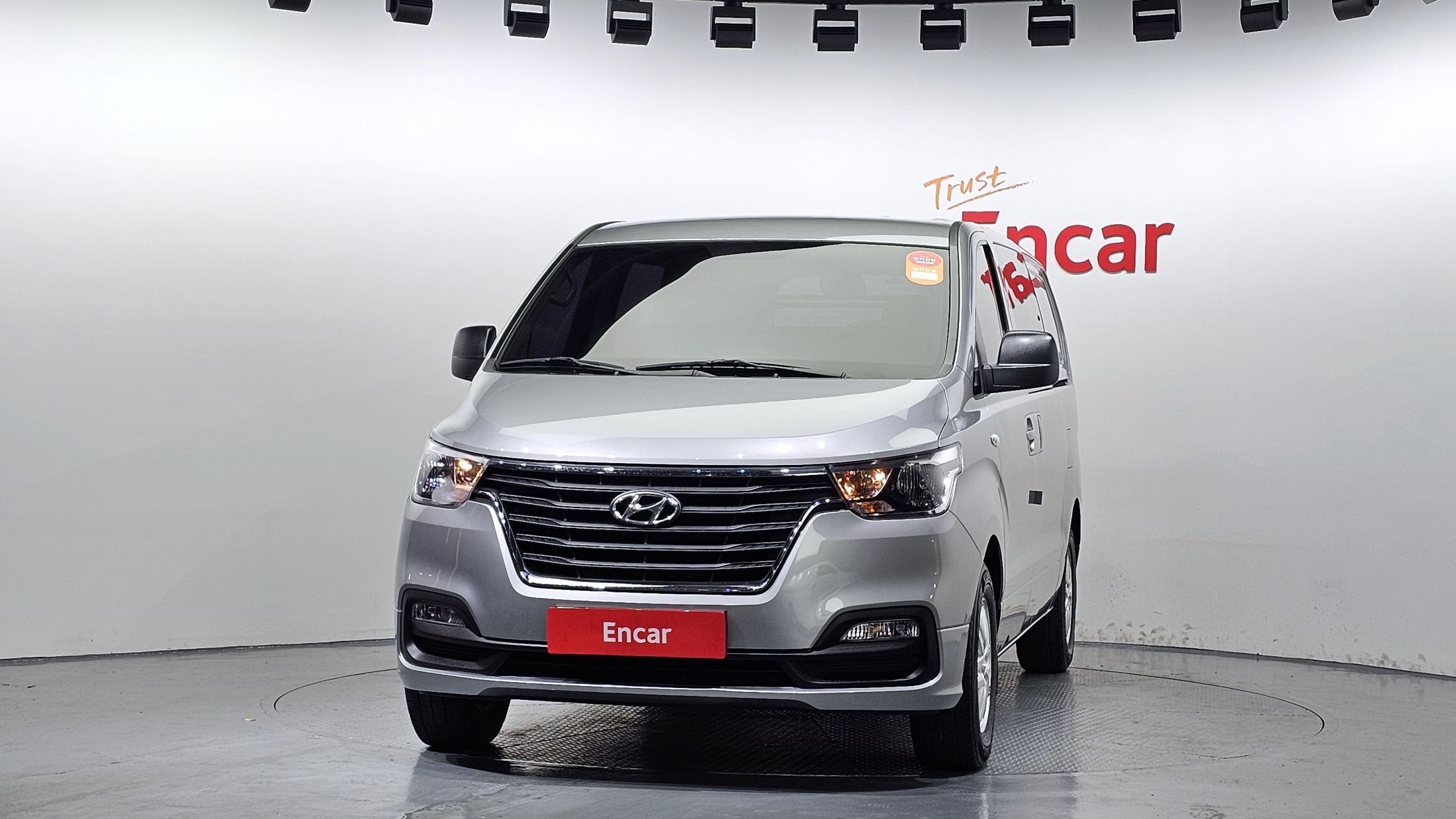 HYUNDAI STAREX GRAND