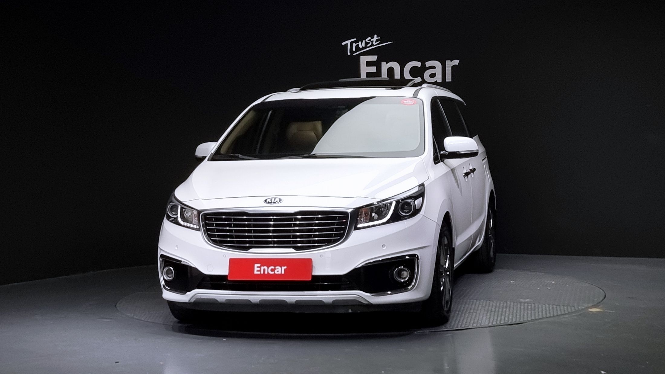 KIA CARNIVAL 2014