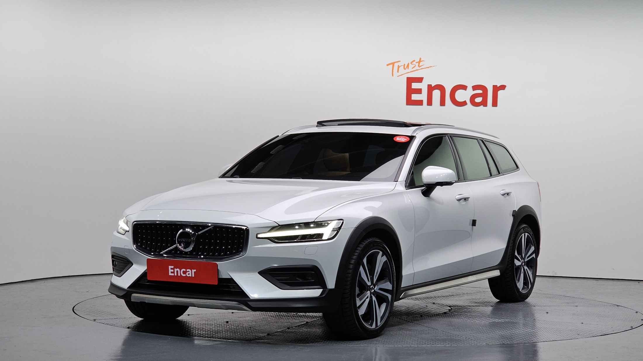 VOLVO V60 CROSS COUNTRY 2021