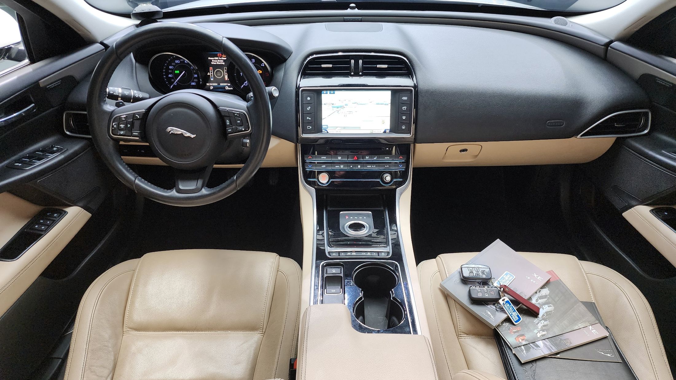 JAGUAR XE 2016