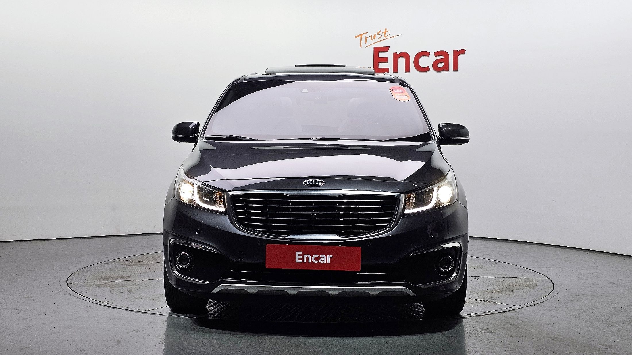 KIA CARNIVAL 2015