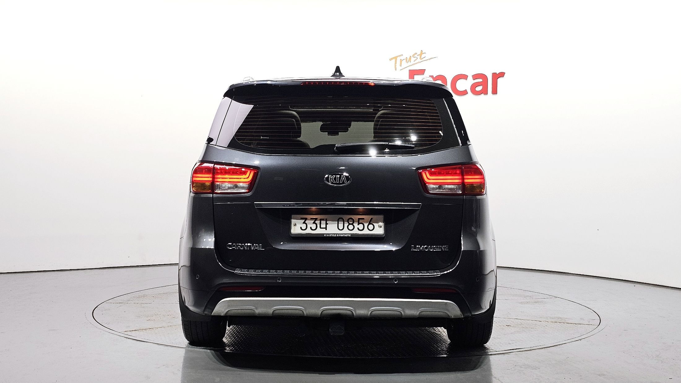 KIA CARNIVAL 2015