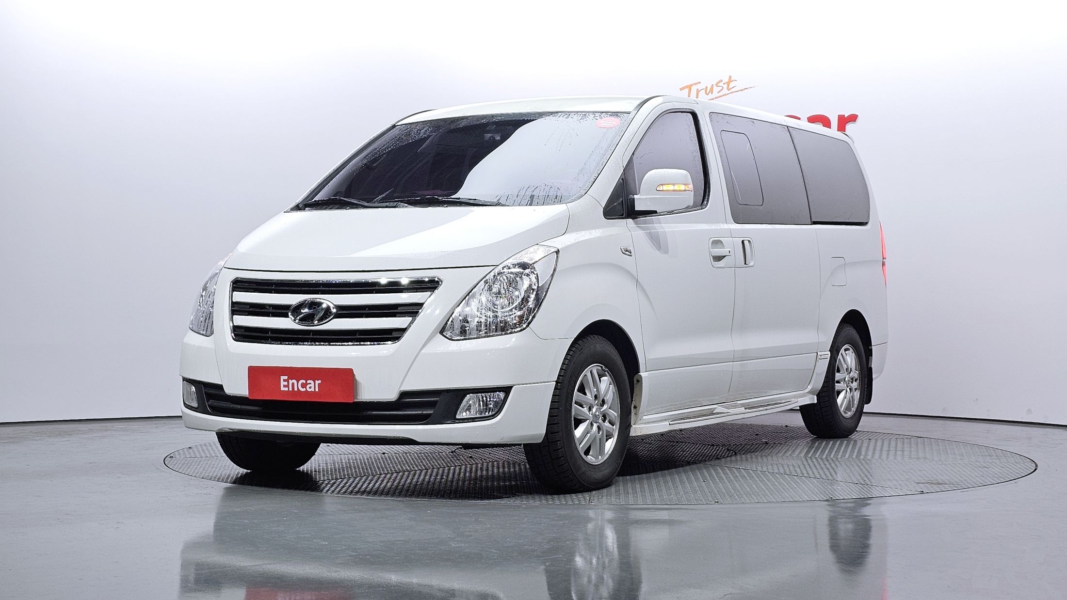 HYUNDAI STAREX GRAND