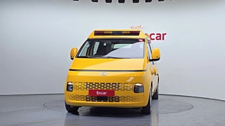 HYUNDAI STARIA 2023