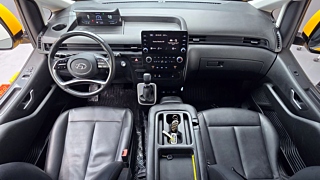 HYUNDAI STARIA 2023