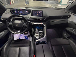 PEUGEOT 5008 2019