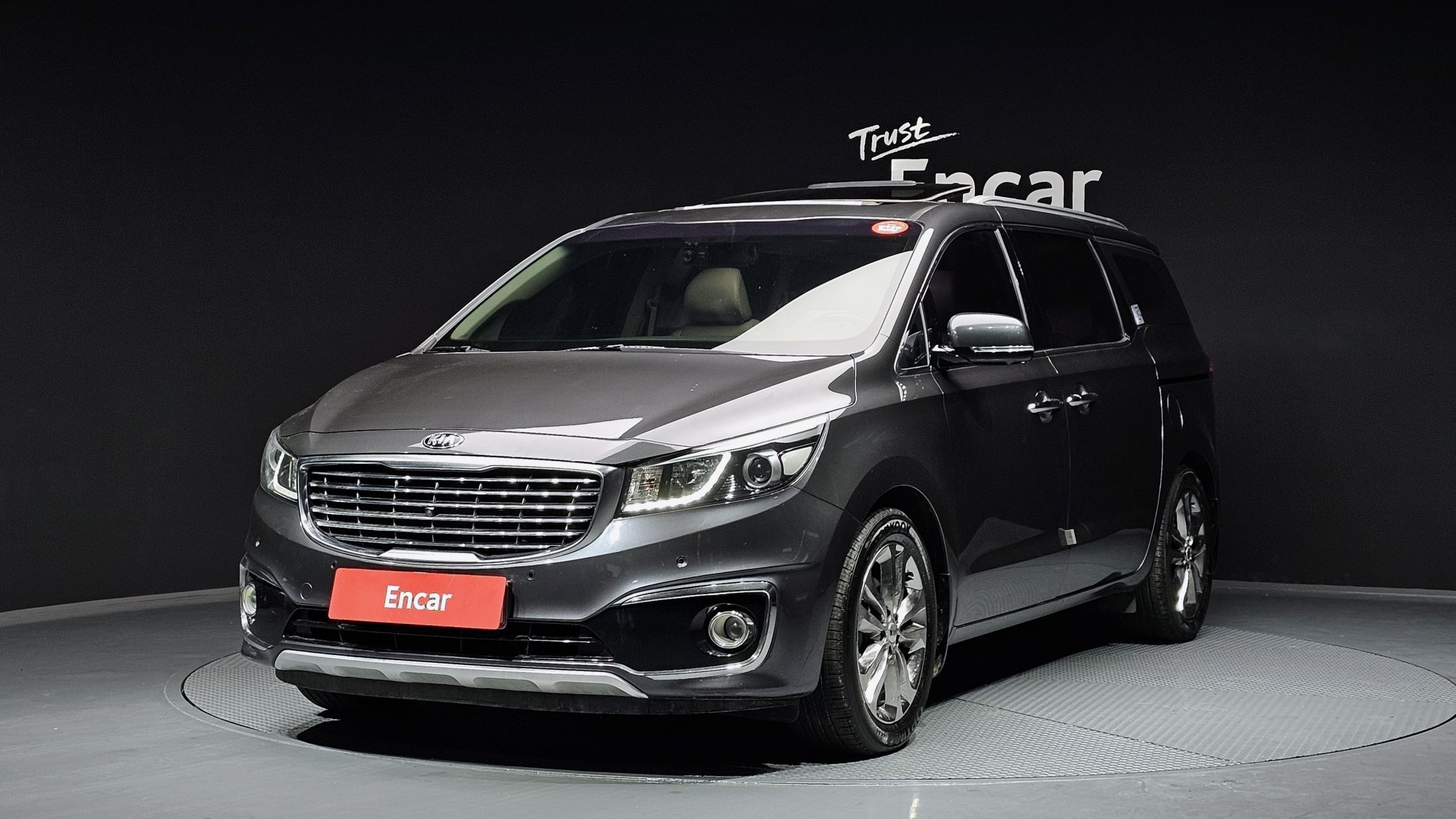 KIA CARNIVAL 2018