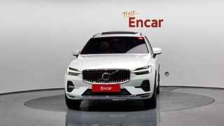VOLVO XC60 2024