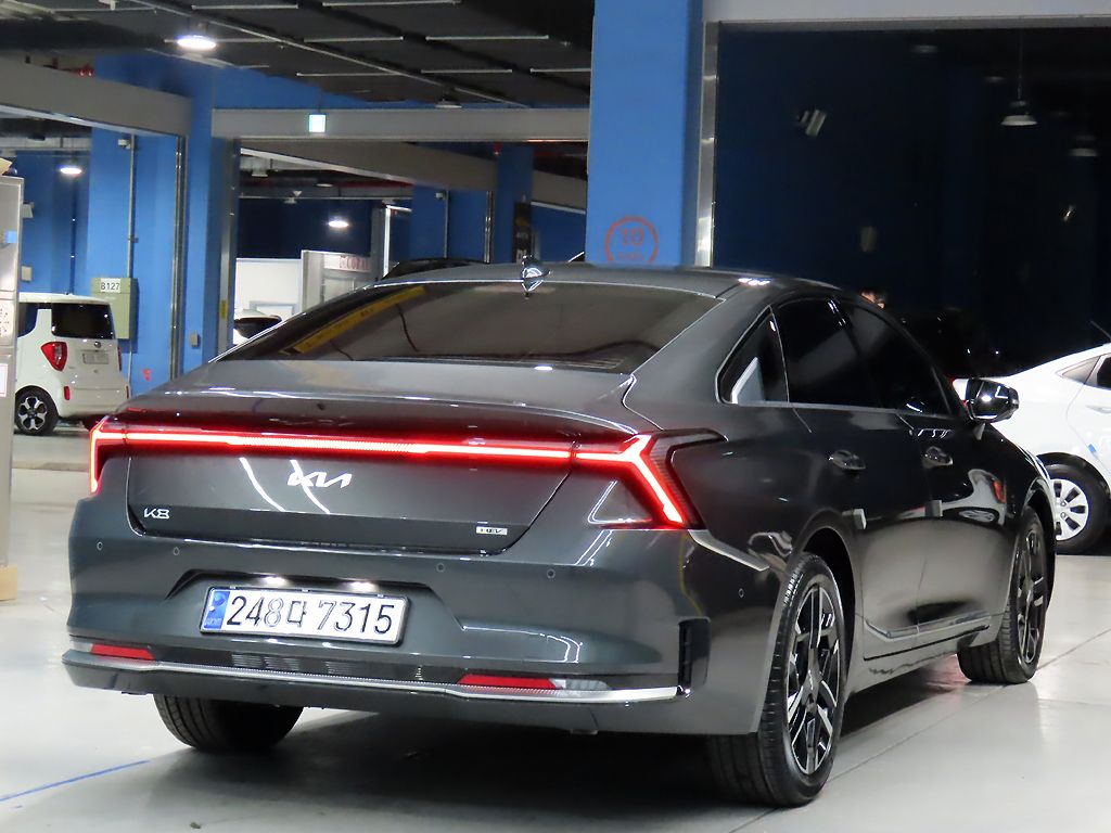 KIA K8 HYBRID