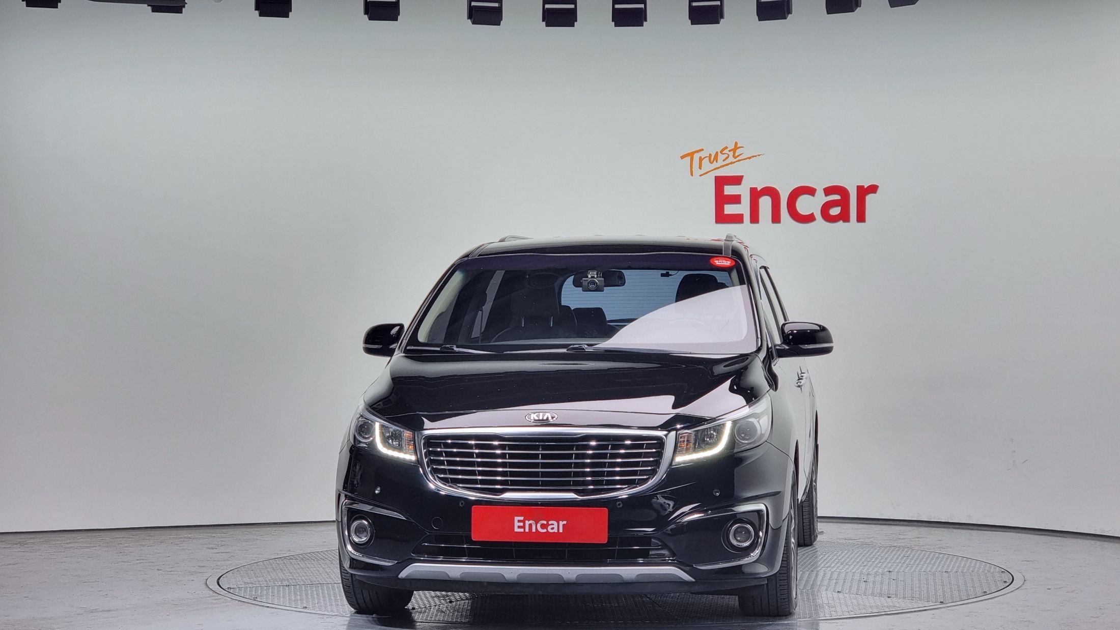 KIA CARNIVAL 2017