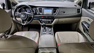 KIA CARNIVAL 2017