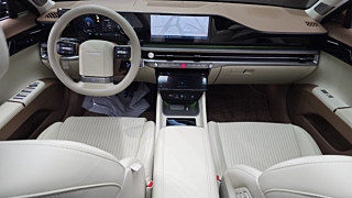 HYUNDAI GRANDEUR HYBRID GN7 2023