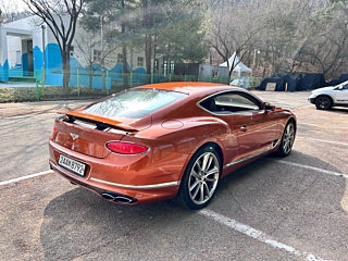 BENTLEY CONTINENTAL GT 2020