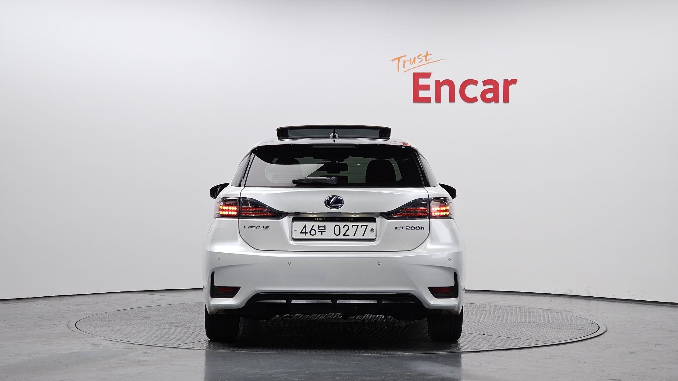 LEXUS CT200H 2016