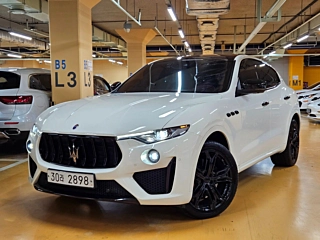 MASERATI LEVANTE  3.8 GTS AWD 2019