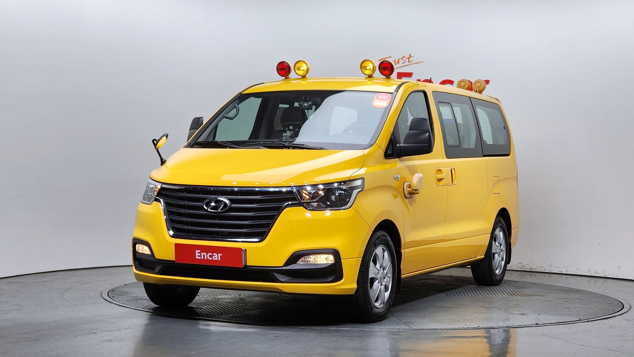 HYUNDAI STAREX GRAND