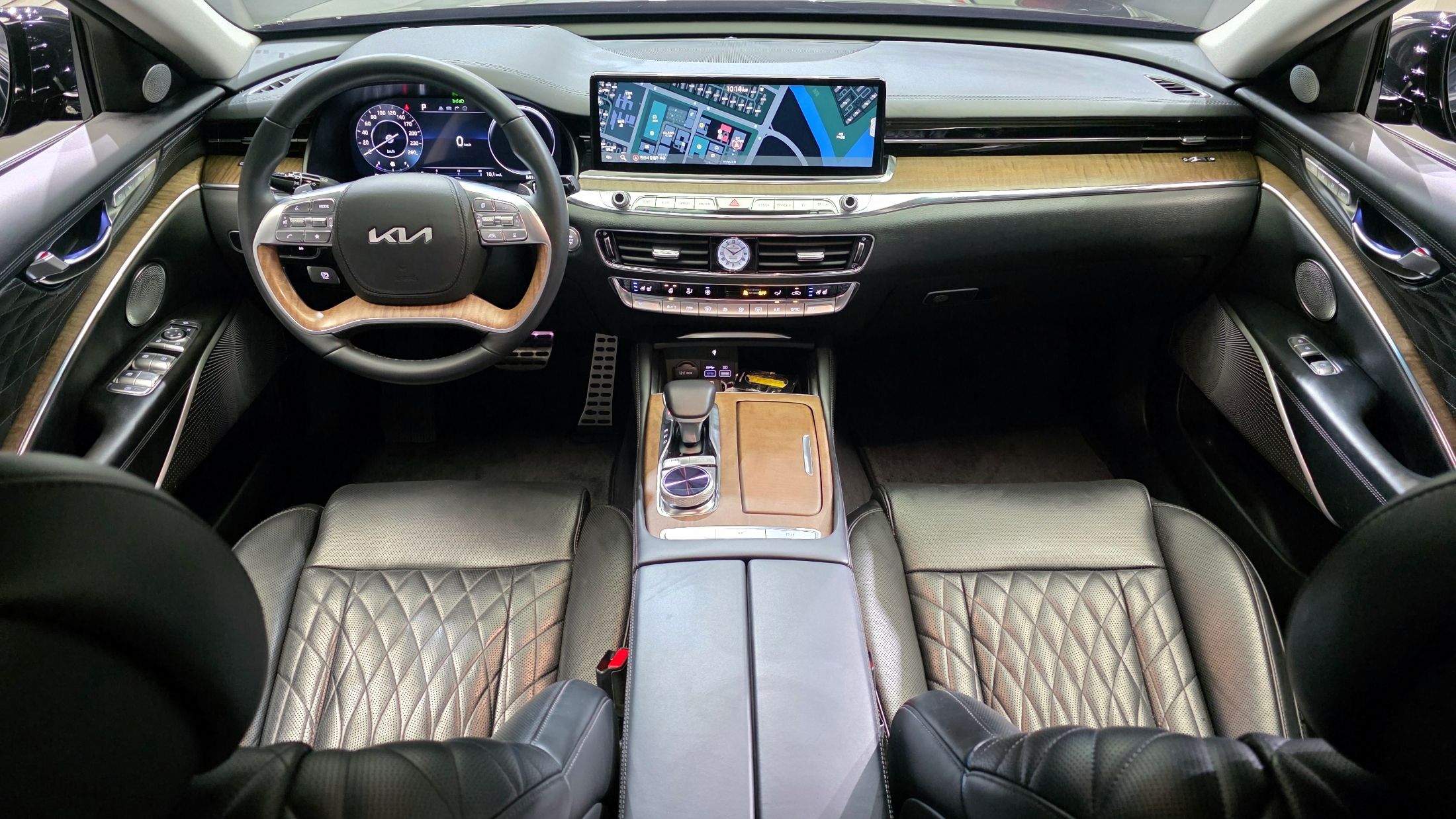 KIA K9