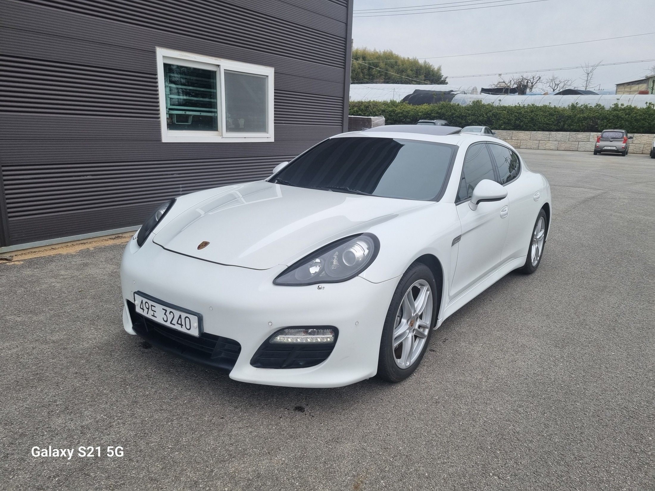 PORSCHE PANAMERA