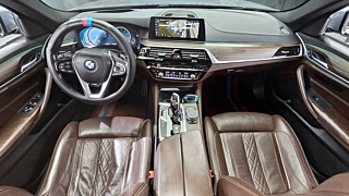 BMW 5-SERIES G30 2017