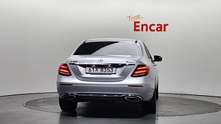 MERCEDES BENZ E-CLASS W213 2018