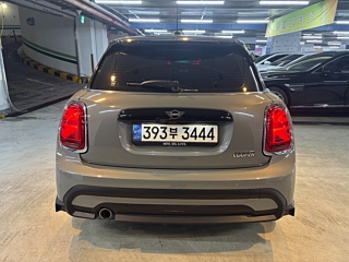 MINI COOPER  5 Door Classic Plus 2021