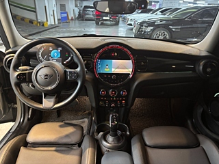 MINI COOPER  5 Door Classic Plus 2021