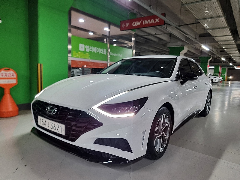 HYUNDAI SONATA DN8