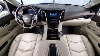 CADILLAC ESCALADE 2017