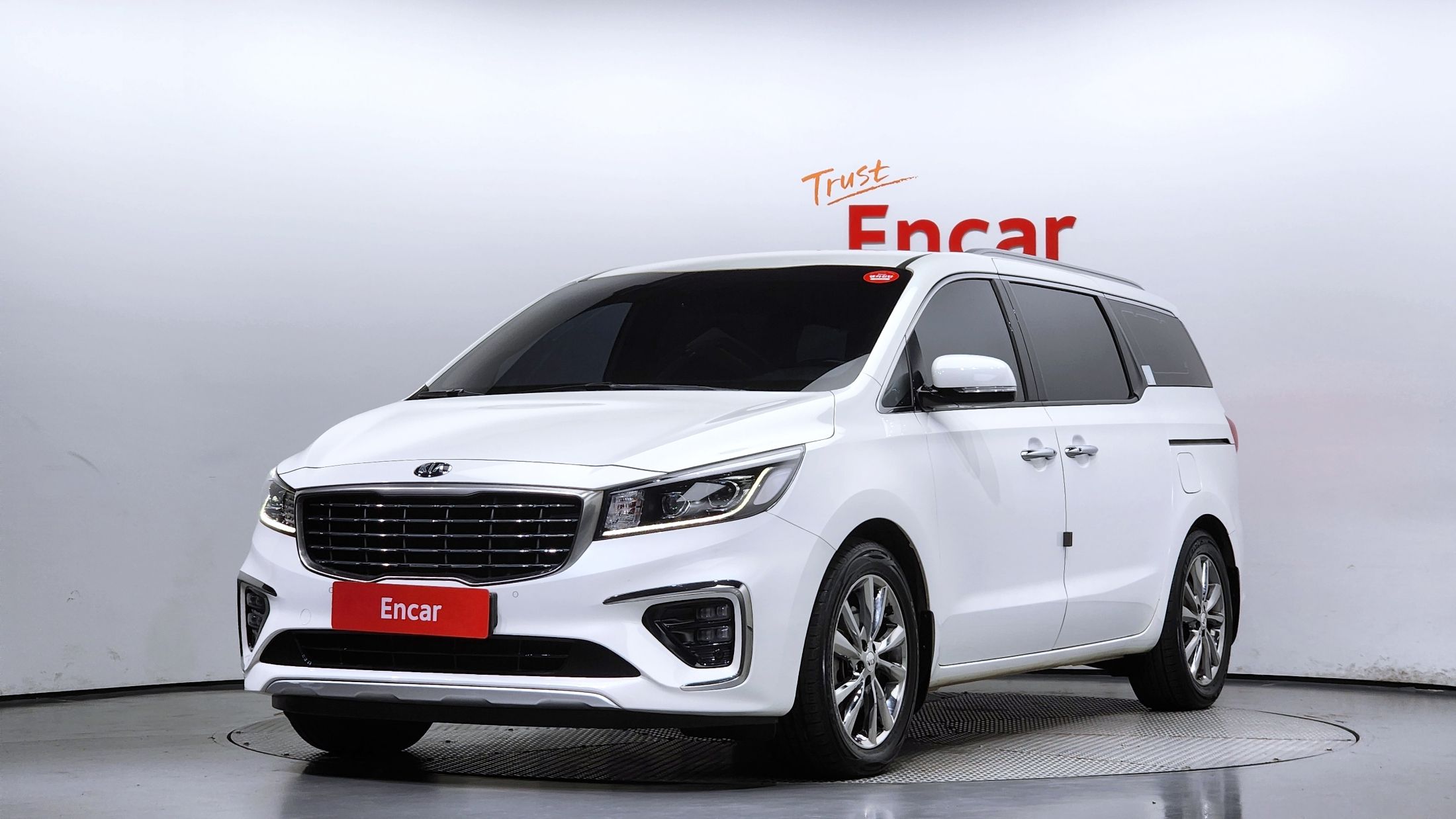 KIA CARNIVAL 2018