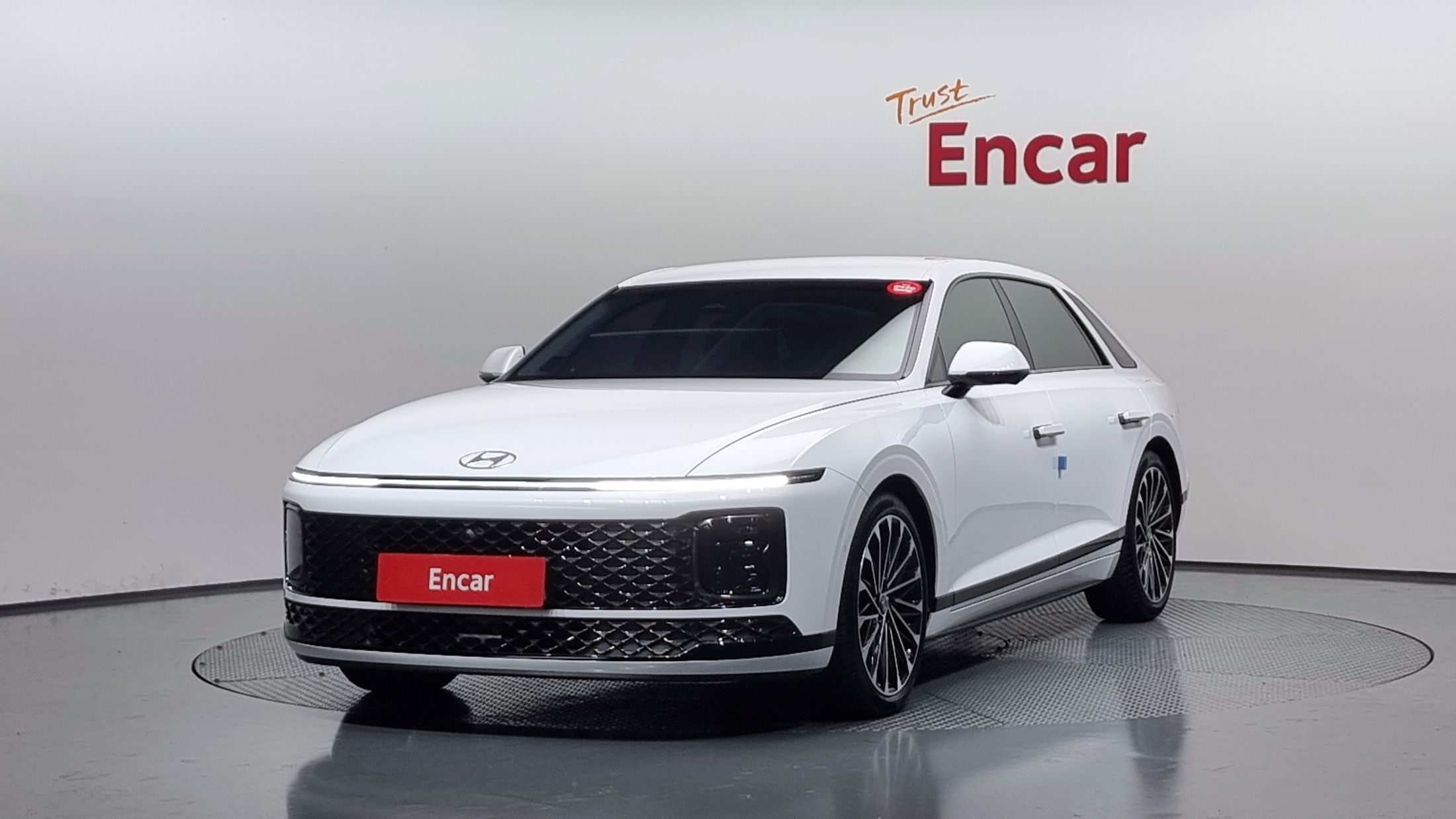 HYUNDAI GRANDEUR HYBRID GN7 2023