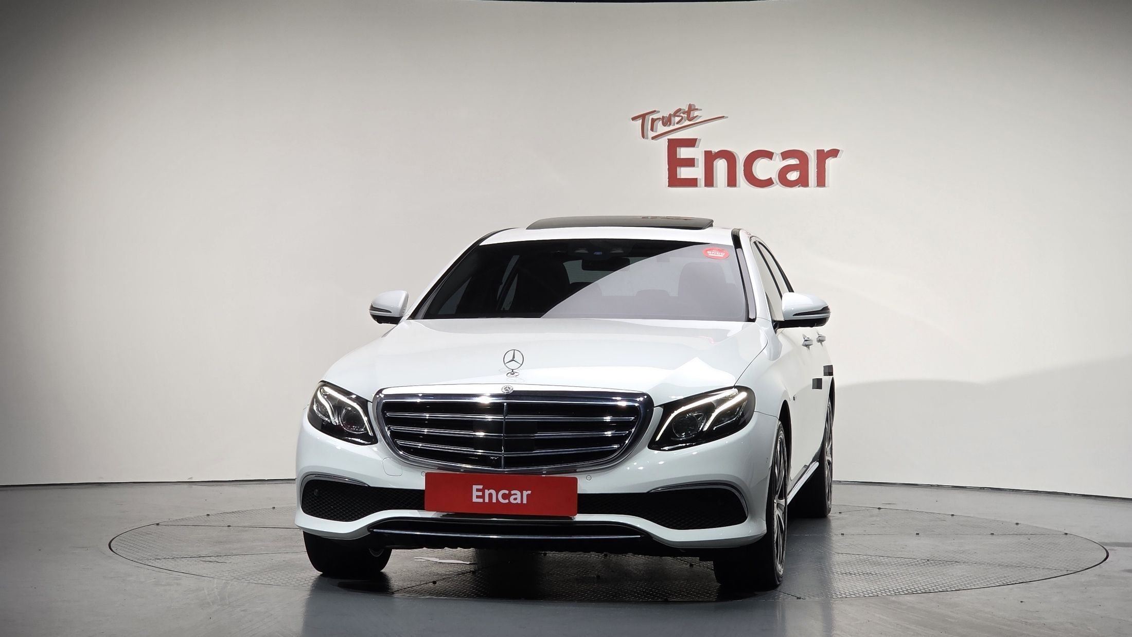 MERCEDES BENZ E-CLASS W213 2020