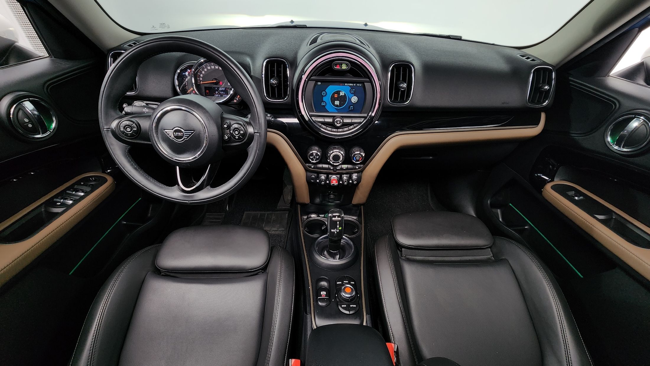 MINI COUNTRYMAN COOPER D 2019