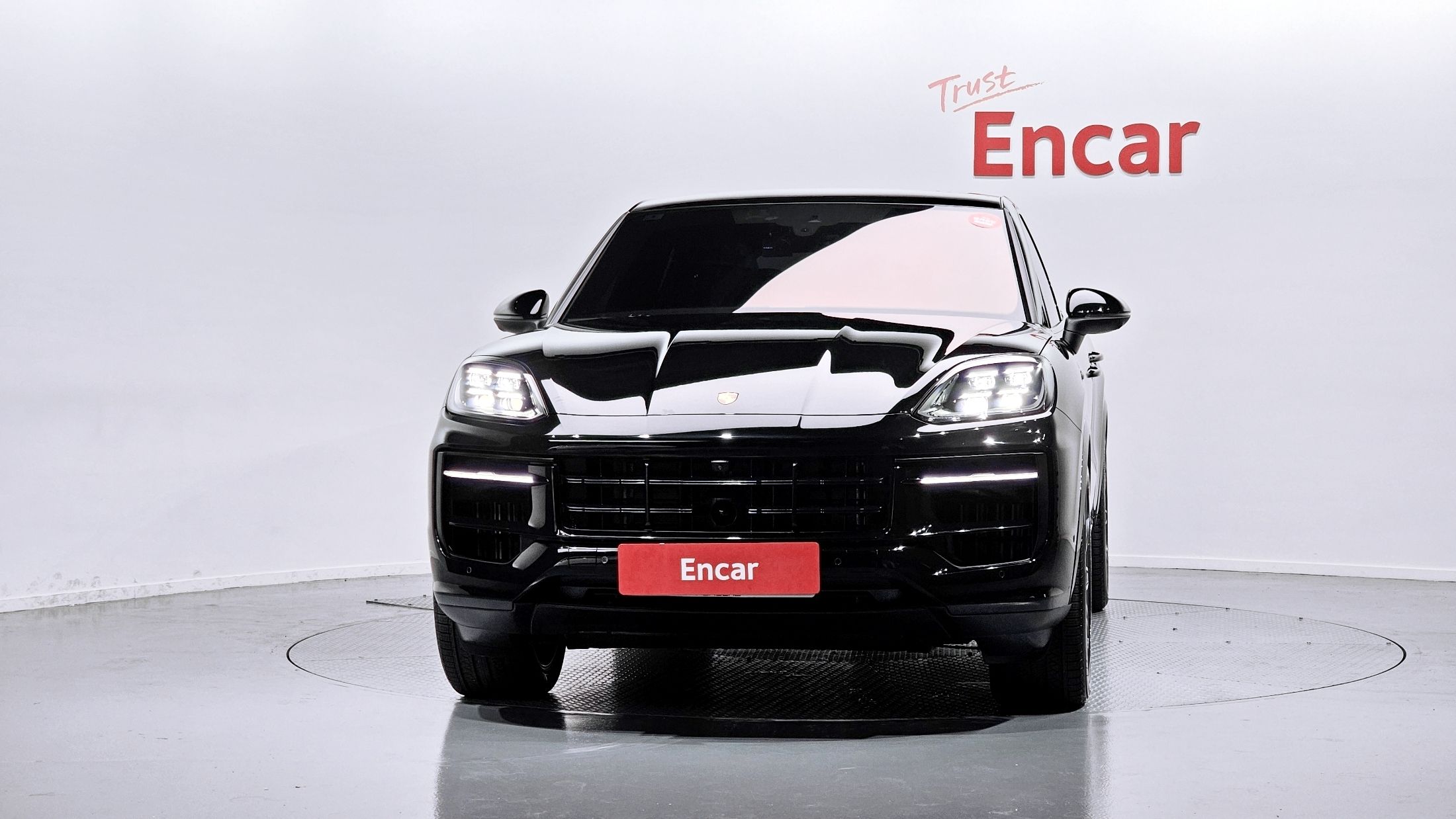 PORSCHE CAYENNE PO536 2024
