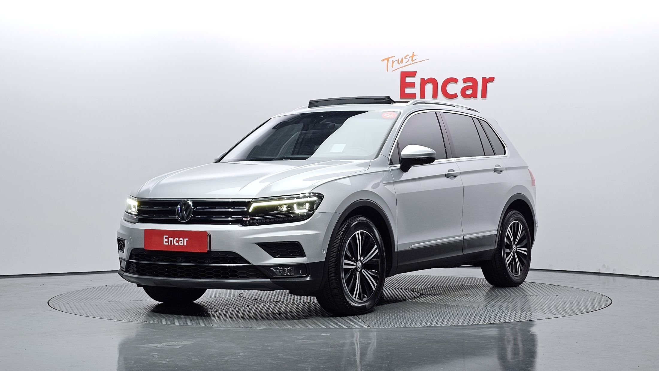 VOLKSWAGEN TIGUAN 2018