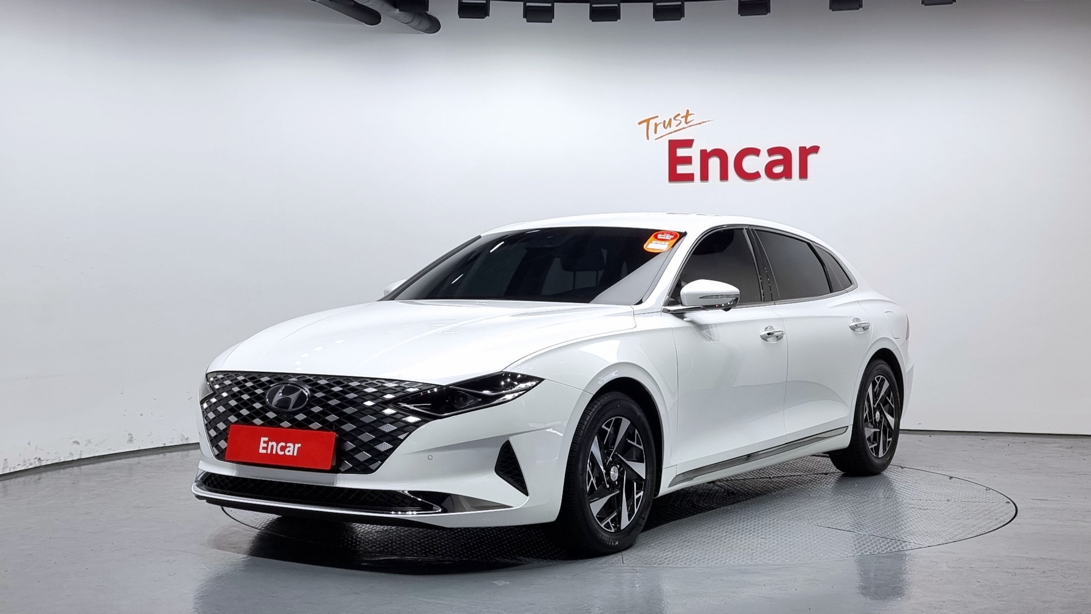 HYUNDAI GRANDEUR IG HYBRID