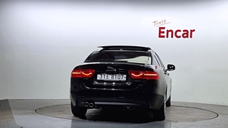 JAGUAR XE 2016