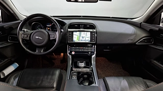 JAGUAR XE 2016