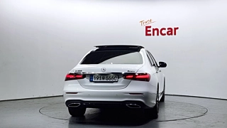 MERCEDES BENZ E-CLASS W213 2023