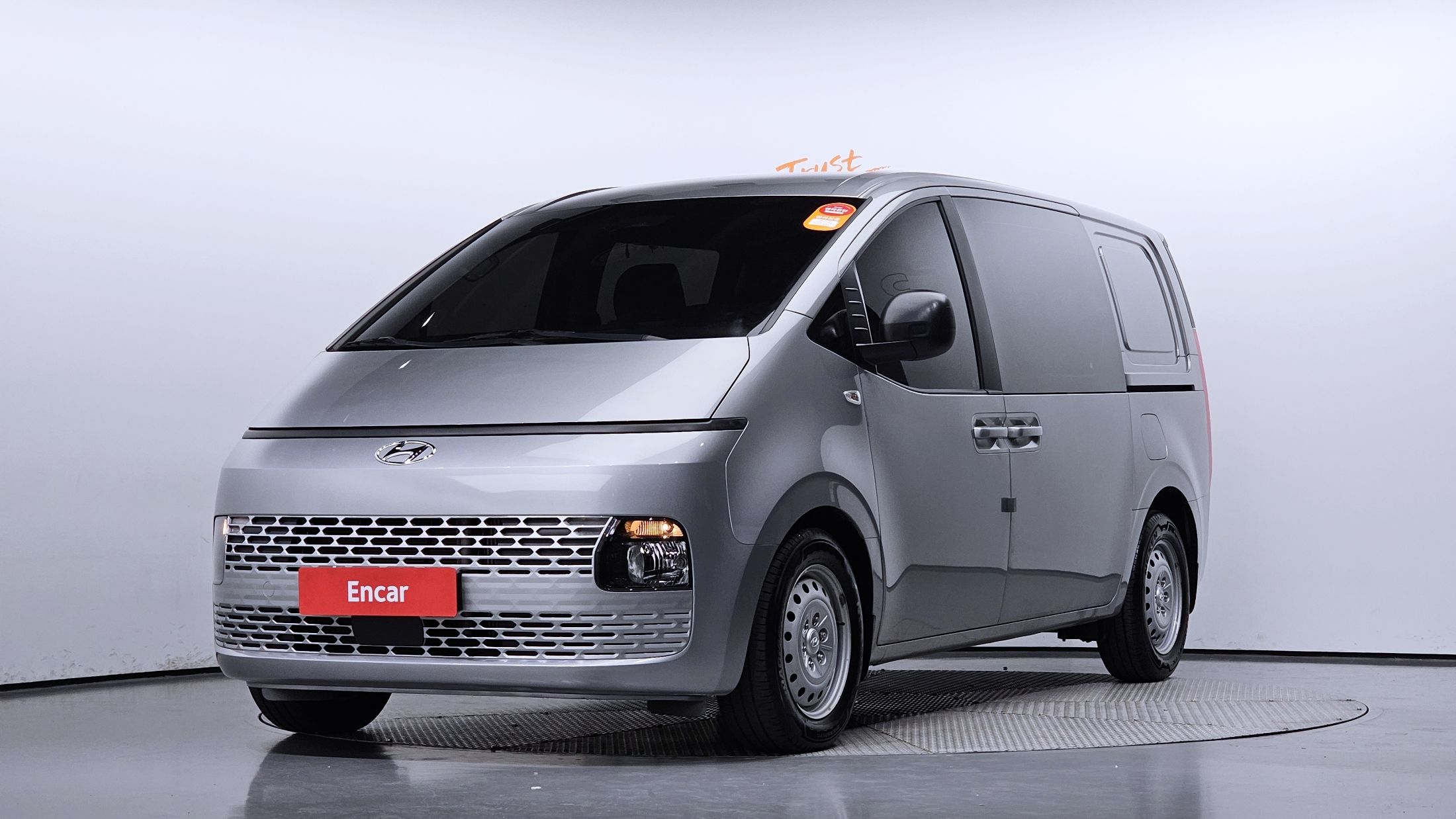 HYUNDAI STARIA 2022