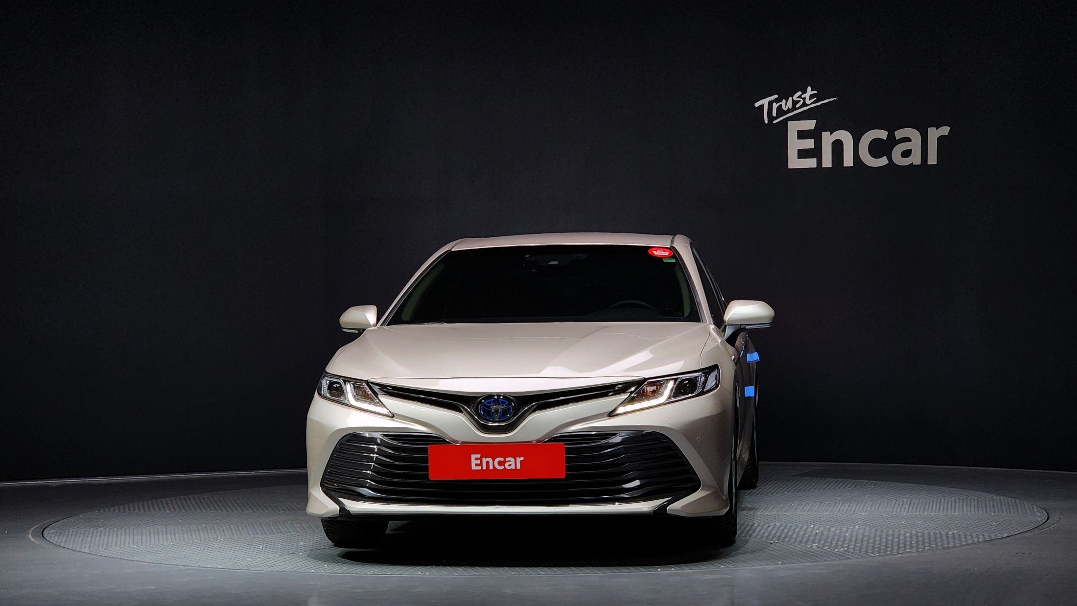 TOYOTA CAMRY XV70 2019